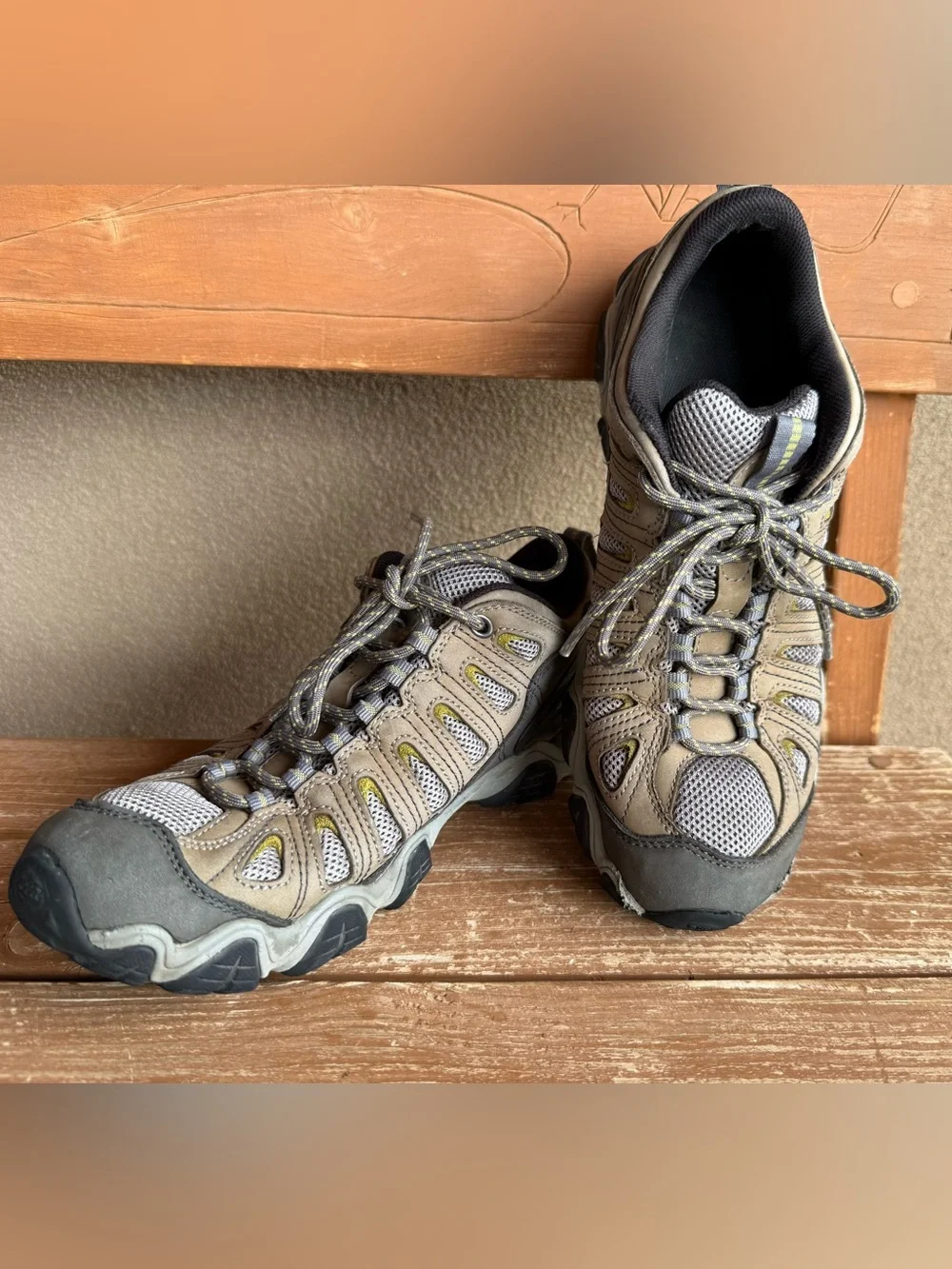 Men’s Oboz Sawtooth Low Hiking Shoe 10.5
